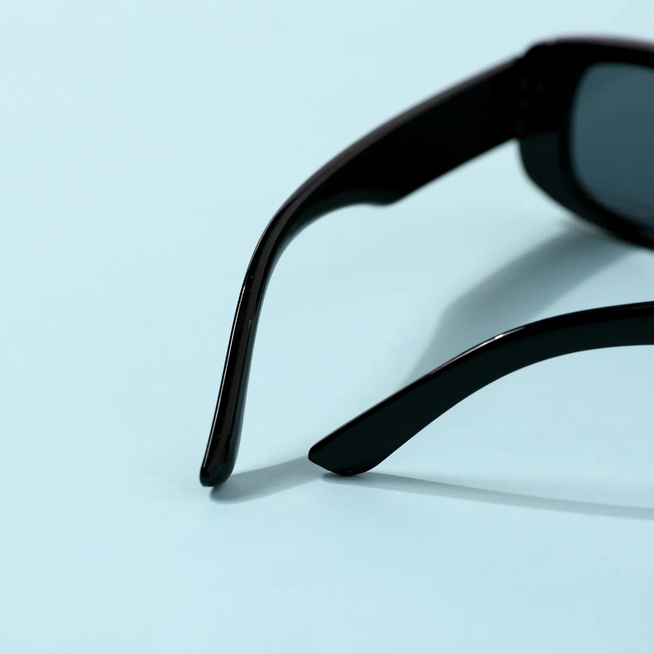 Gafas decorativas de marco pequeño rectangular para niños (color de caja de gafas al azar) Negro big image 1