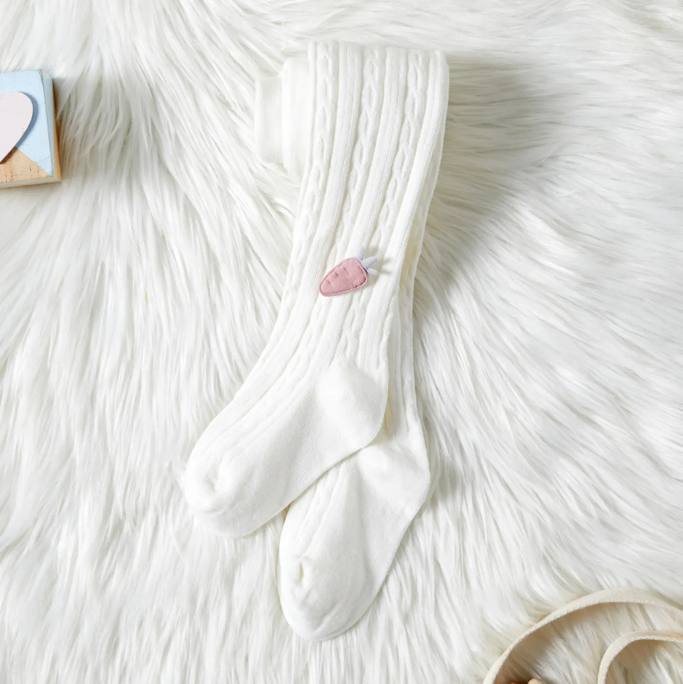 Kid Girl 100% Cotton Carrot Embroidered Knit Footie Leggings White