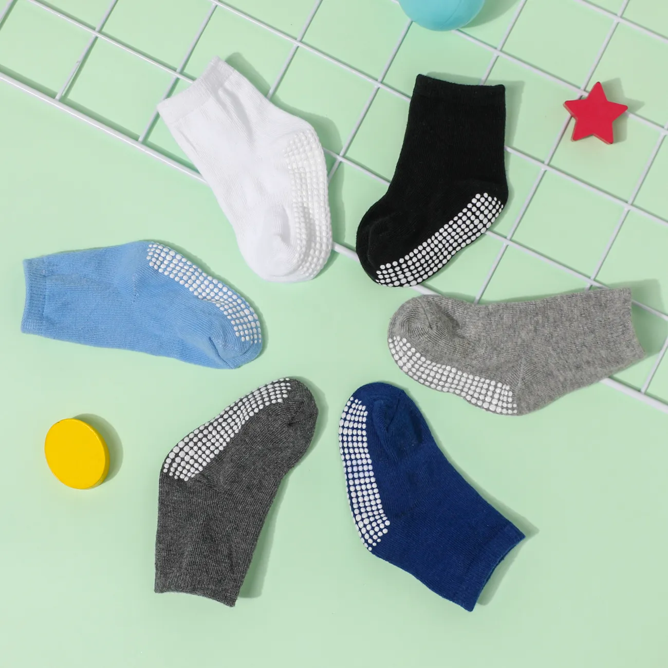 Paquete de 6 calcetines de pegamento antideslizantes de color puro para bebés / niños pequeños Azul big image 1