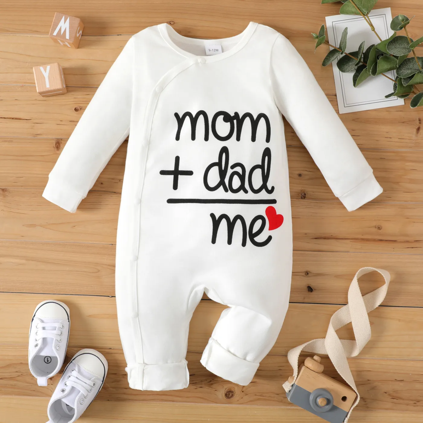 Baby Boy/Girl 95% Cotton Long-sleeve Love Heart and Letter Print Jumpsuit White big image 1