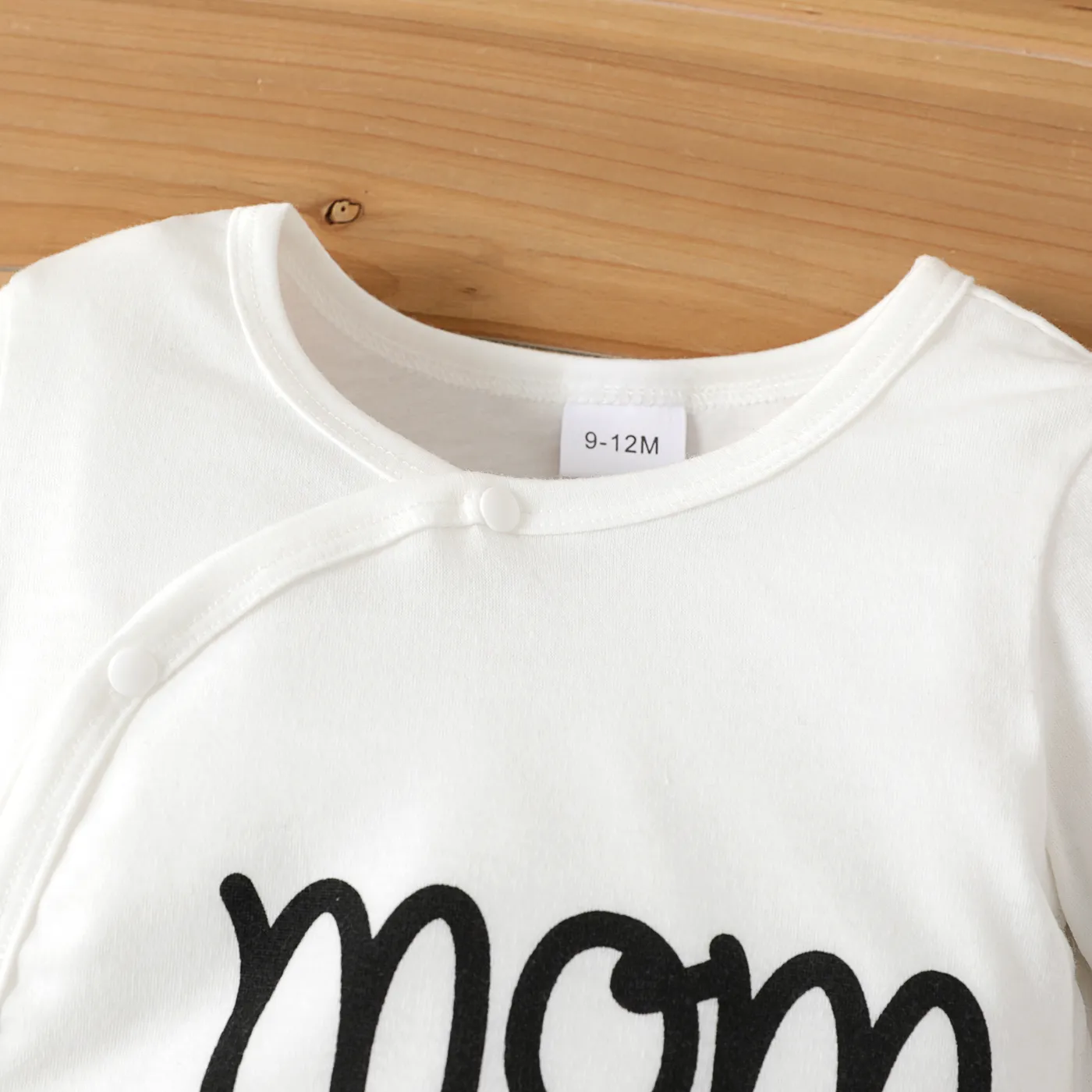Baby Boy/Girl 95% Cotton Long-sleeve Love Heart and Letter Print Jumpsuit White image 4