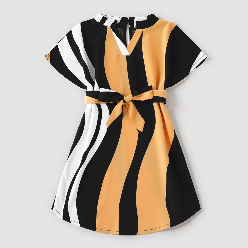 Family Matching Striped V Neck Short-sleeve Belted Dresses and Raglan-sleeve T-shirts Sets big image 7