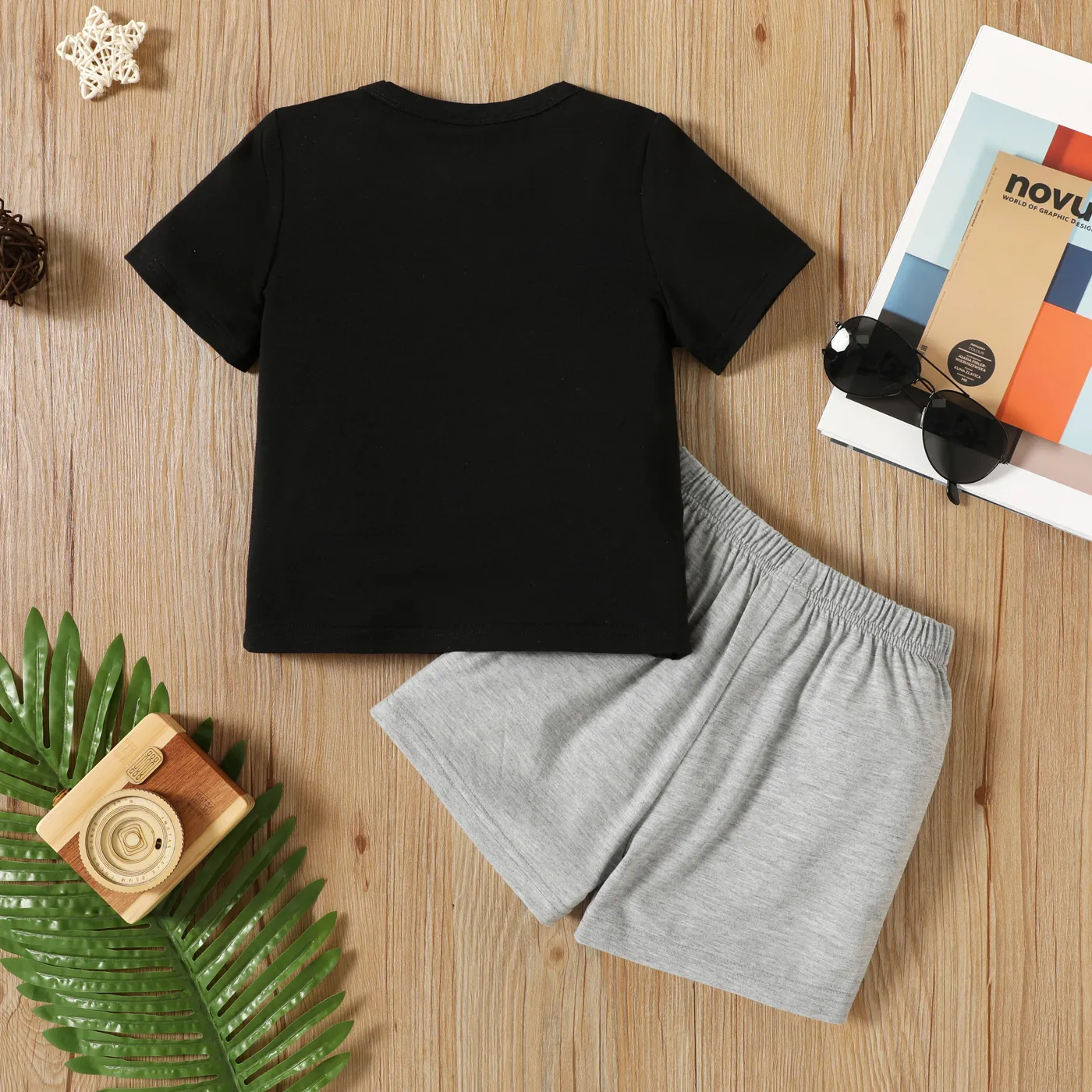 2-piece Toddler Boy Letter Print Tee and Elasticized Ripped Shorts Set  image 2
