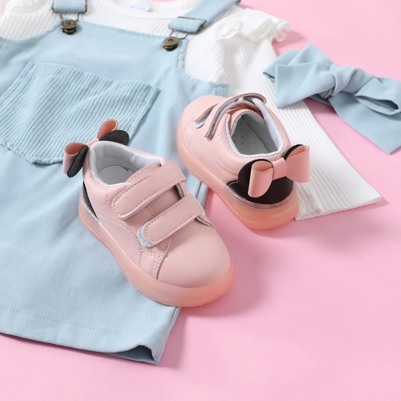 

Toddler Bowknot Back Decor Non-slip LED Sneakers