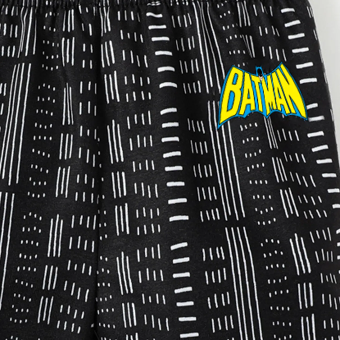 Batman Baby Boy Classic Logo Hooded Sweatshirt and Bodysuit and Pants Black / Gray big image 1