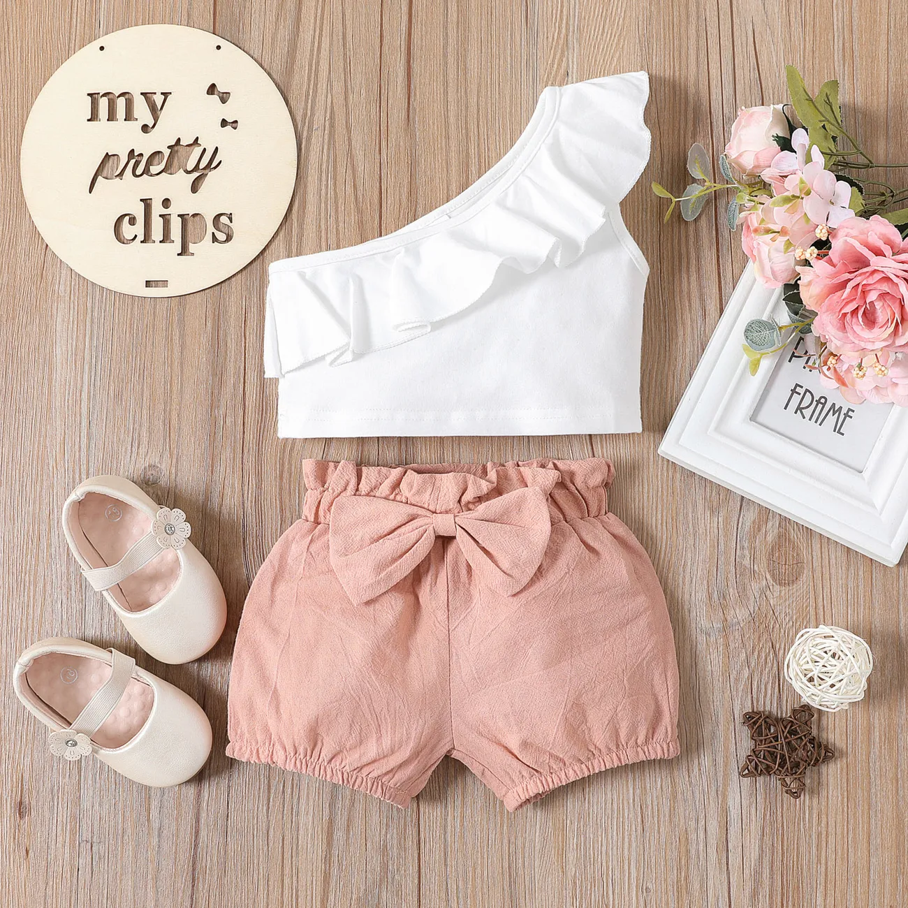 2pcs Baby Girl Solid One Shoulder Sleeveless Ruffle Top and Bloomers Shorts Set White big image 1