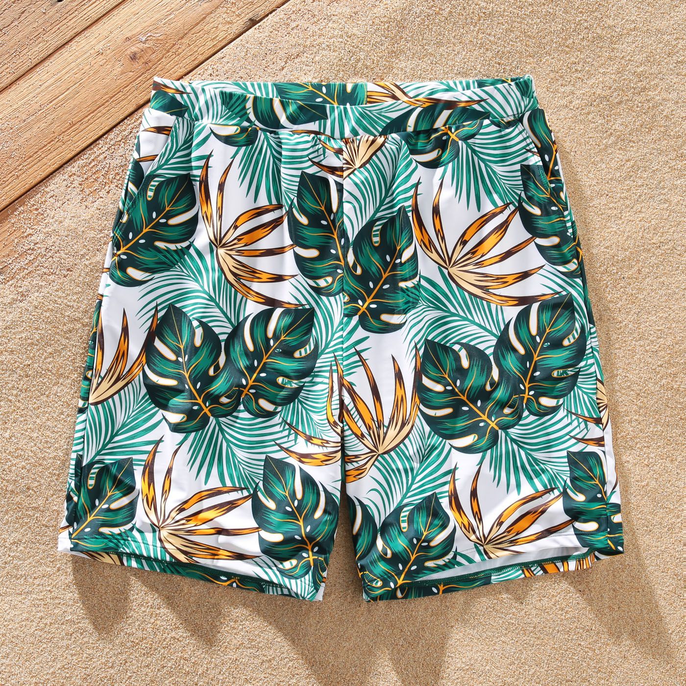 Family Matching Allover Plants Print Swim Trunks Shorts And V Neck Spaghetti Strap Splicing One-Piece Swimsuit