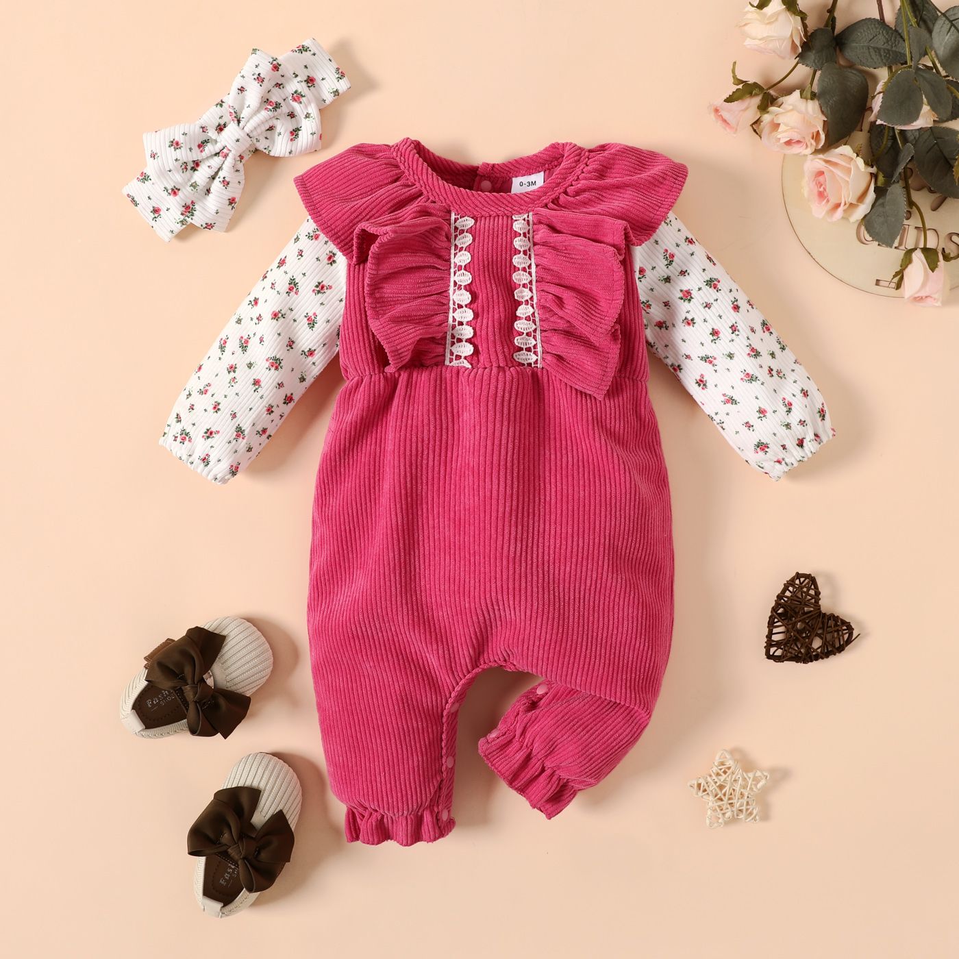 

2pcs Baby Floral Print Splicing Long-sleeve Pink Corduroy Ruffle Jumpsuit Set