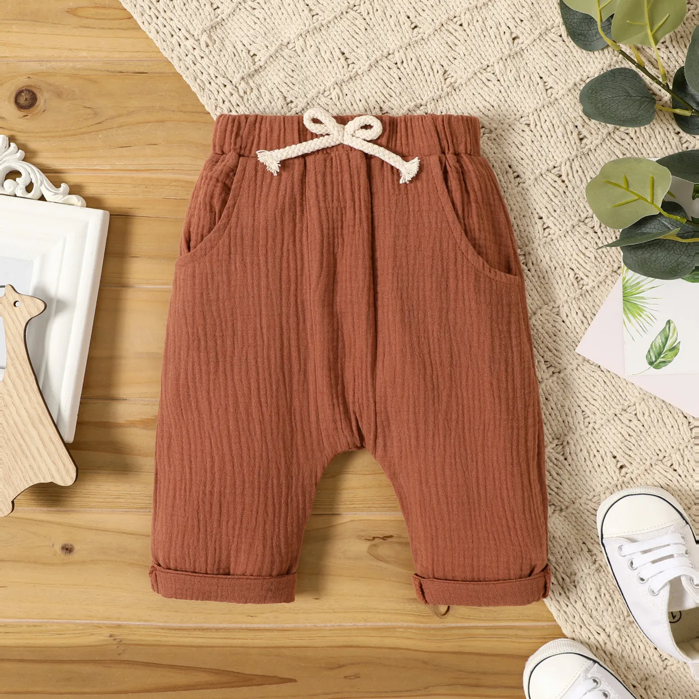 pantalone harem in vita elasticizzato a righe crêpe marrone/kaki per neonato/bambino  image 4