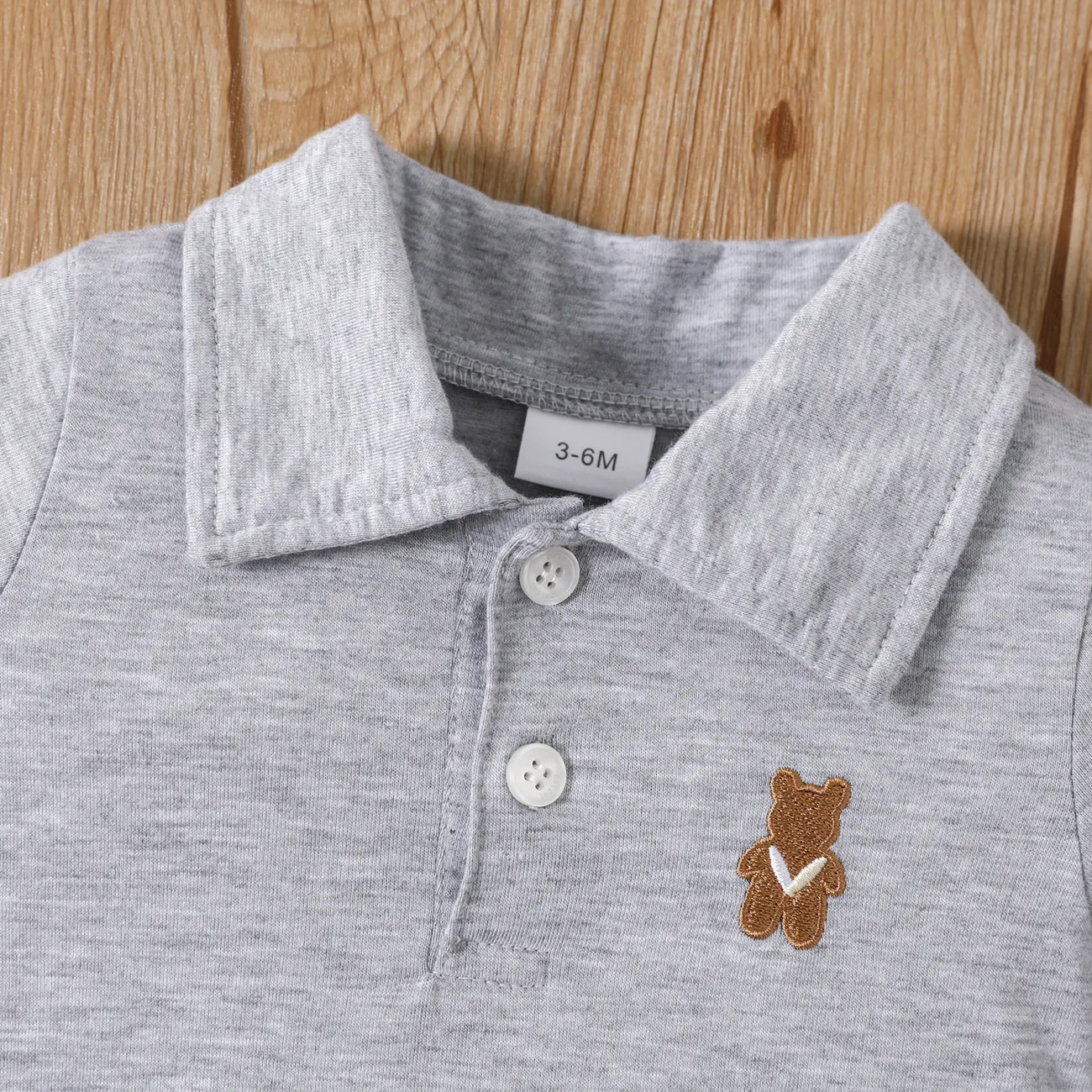 Baby Boy Bear Embroidered Polo Collar Button Up Short-sleeve Jumpsuit Light Grey big image 1