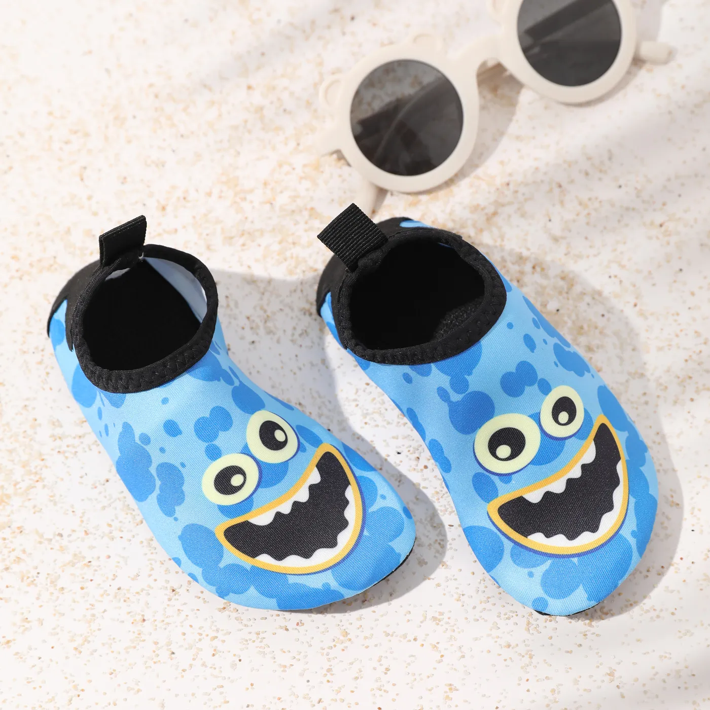 calcetines de agua sin cordones con gráficos de dibujos animados para niños pequeños / niños calcetines aqua