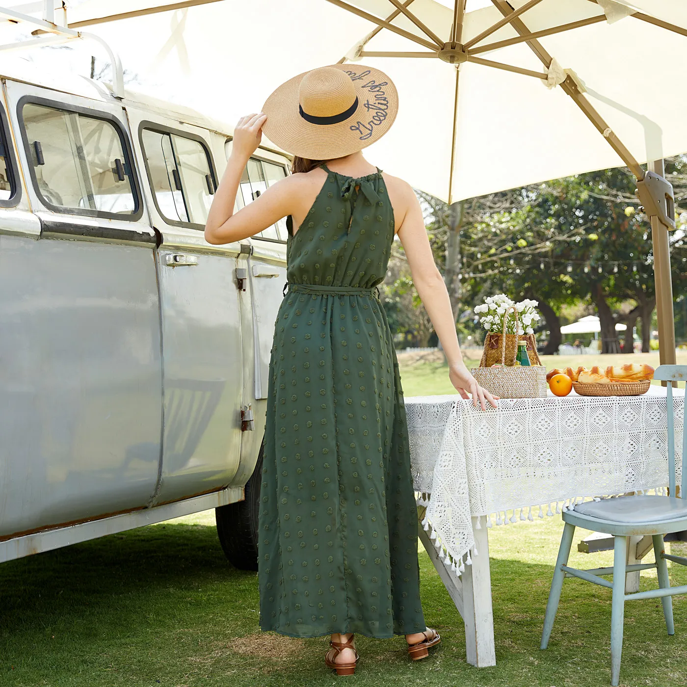 Family Matching Dark Green Swiss Dot Halter Neck Sleeveless Maxi Dresses and Colorblock Short-sleeve T-shirts Sets Dark Green image 6