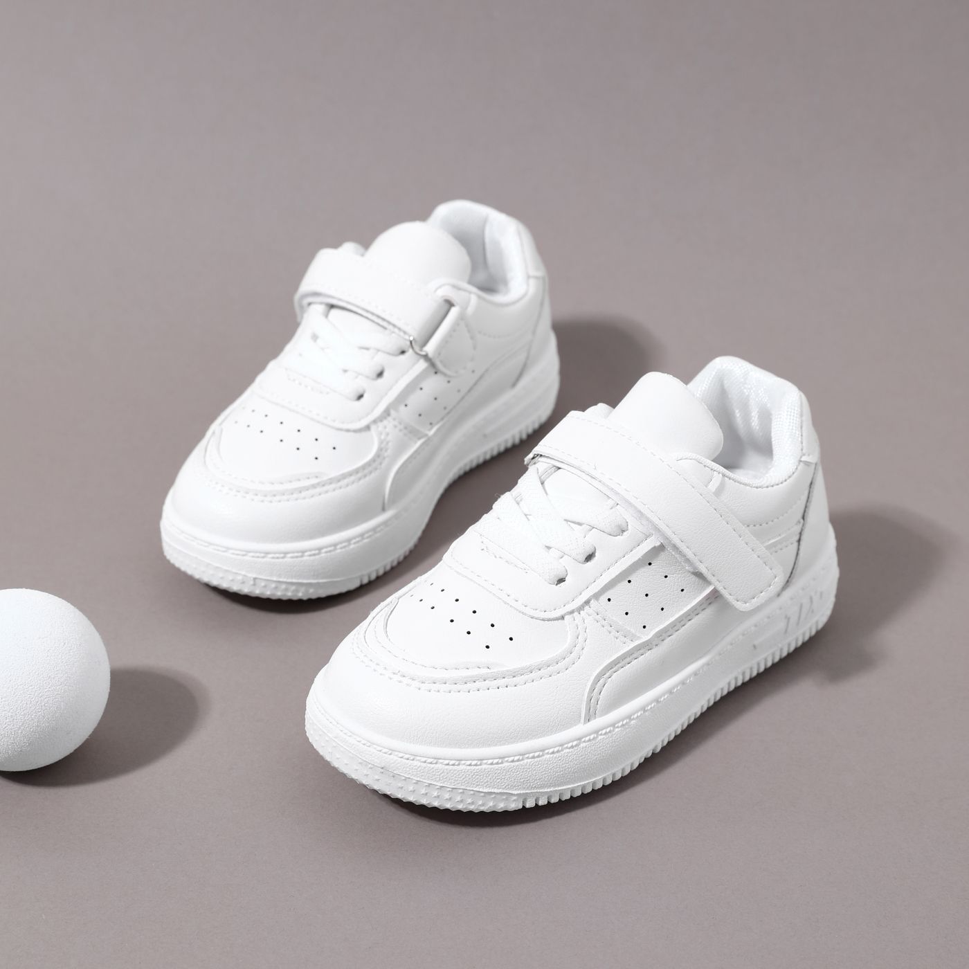 

Toddler / Kid Breathable Classic White Sneakers