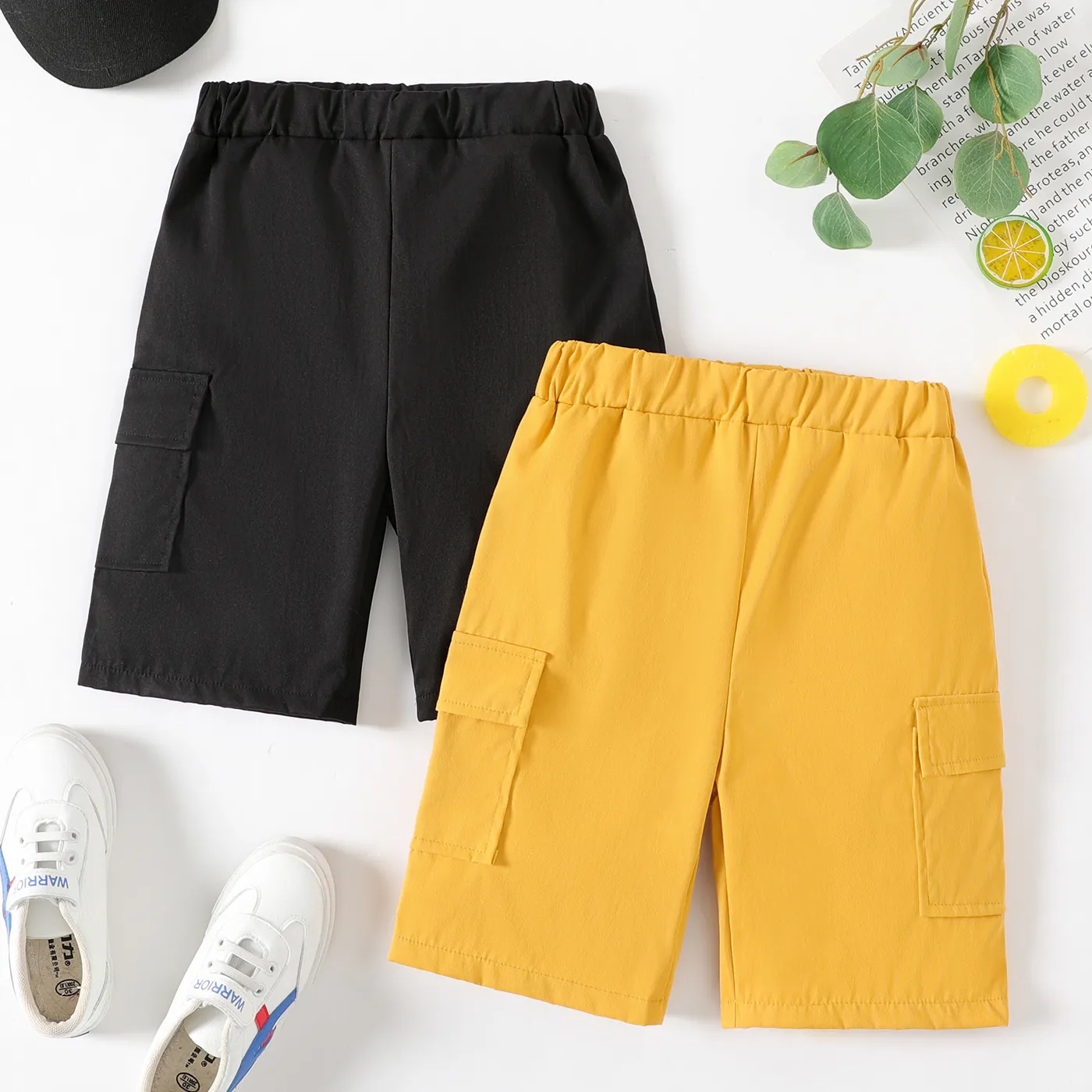 

Kid Boy Solid Color Pocket Design Elasticized Shorts