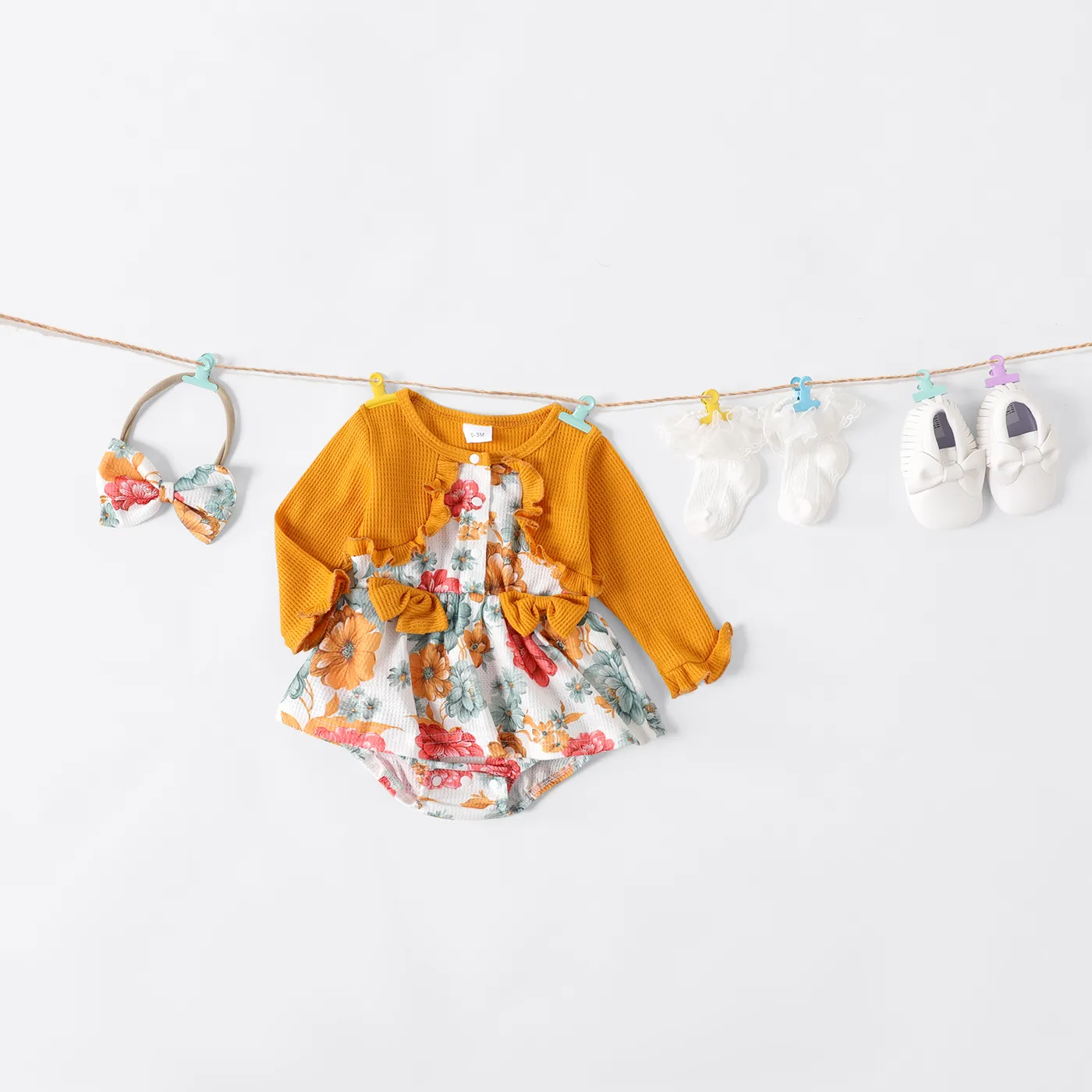 2-piece Baby Girl Ruffled Floral Print Faux-two Long-sleeve Romper and Headband set  image 2