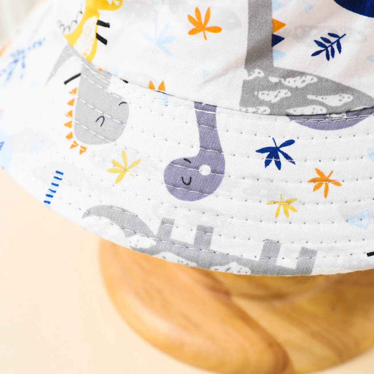 الطفل / طفل صغير في جميع أنحاء ديناصور طباعة قبعة دلو أبيض big image 1