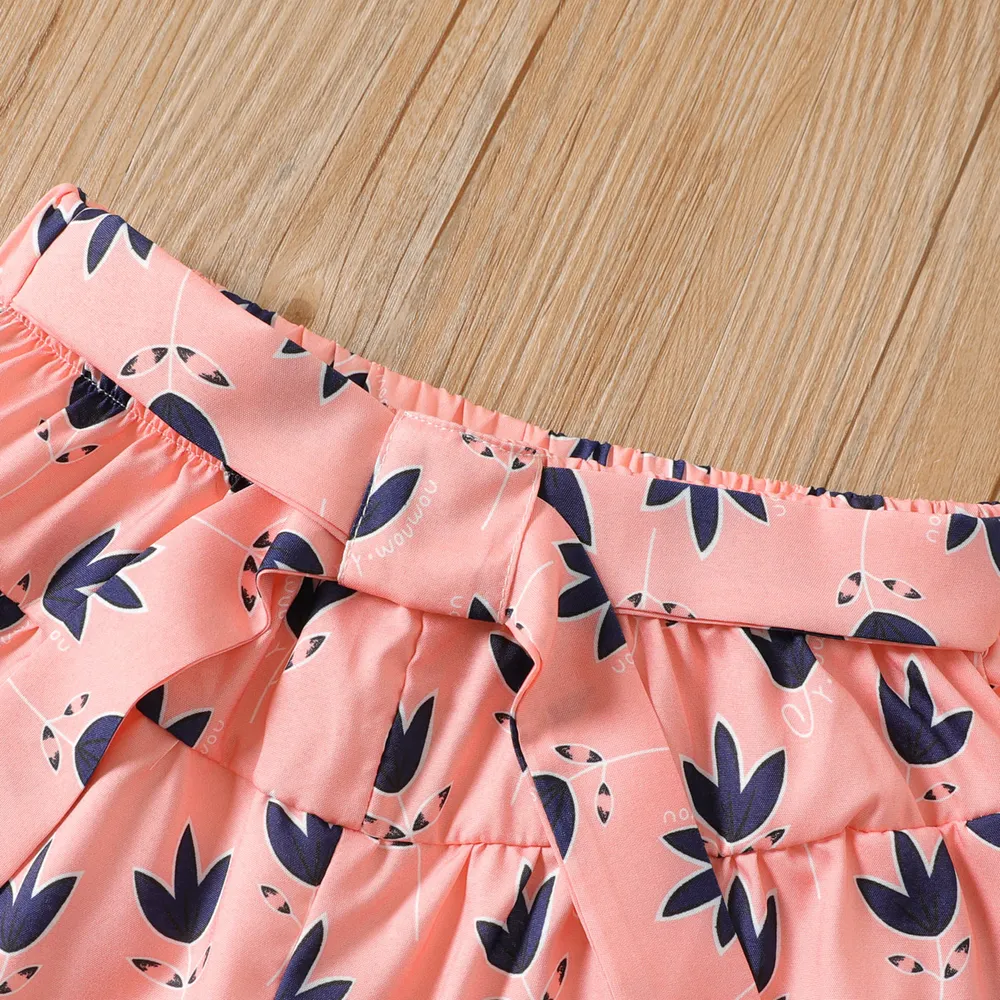2pcs Kid Girl Bowknot Design Sleeveless Tee and Allover Print Shorts Set big image 5