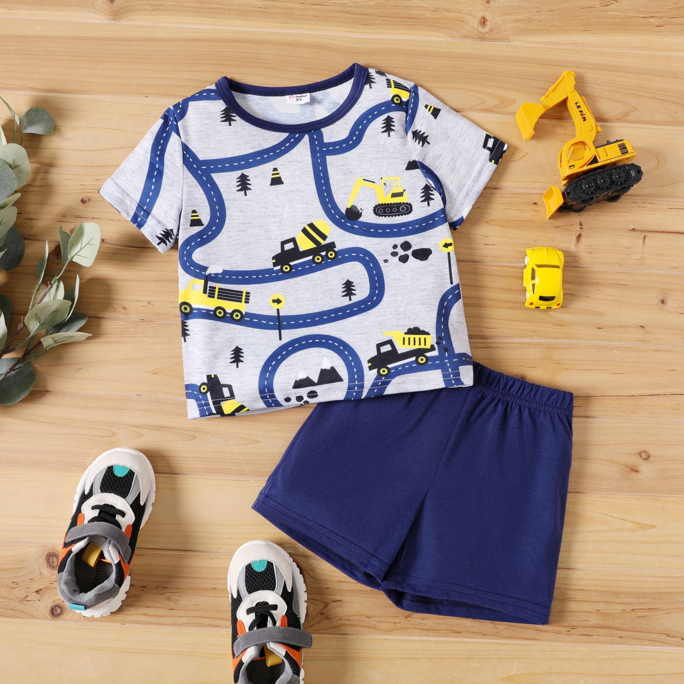 2-piece Toddler Boy Road Vehicle Print Short-sleeve Tee and Elasticized Grey Shorts Set