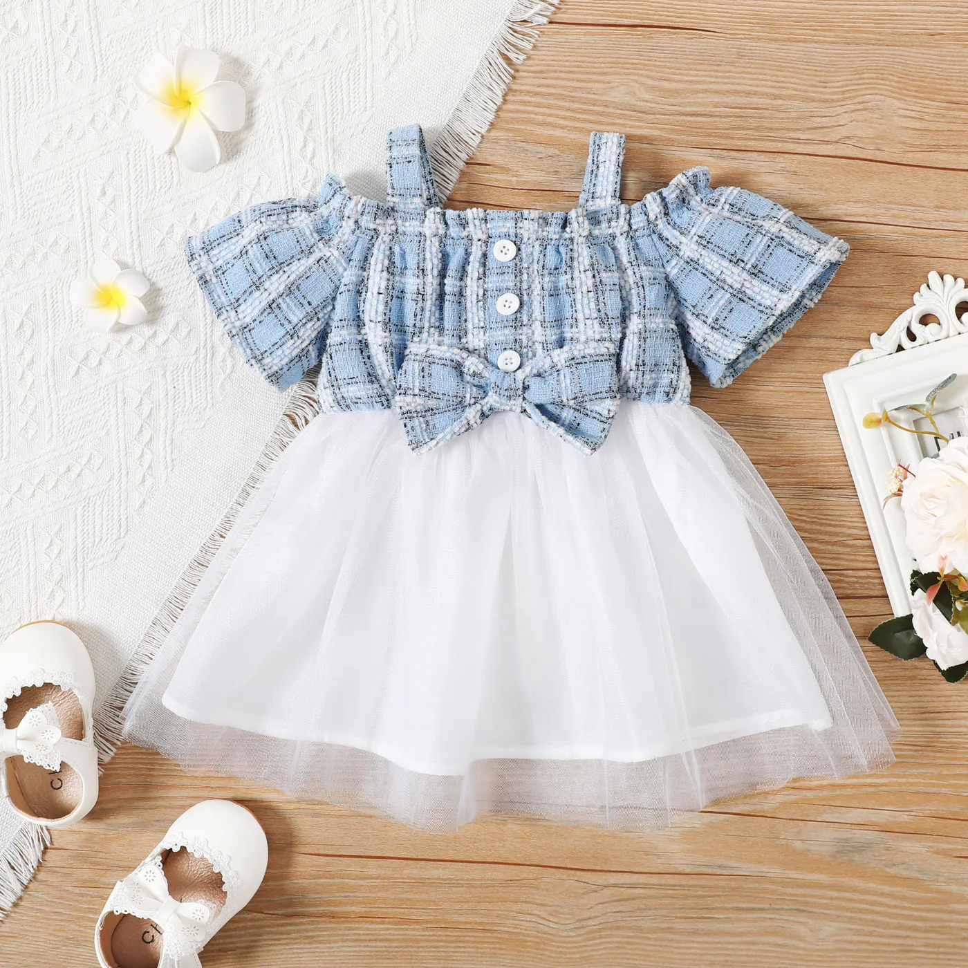 

Baby Girl Tweed Splice Mesh Cold Shoulder Short-sleeve Bow Front Dress