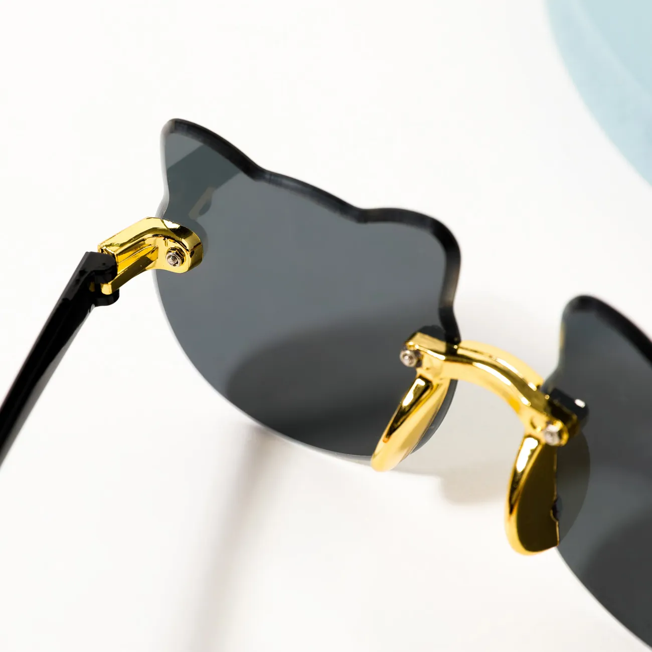 Randlose dekorative Brille in Cartoon-Katzenform für Kinder (mit Brillenetui) schwarz big image 1