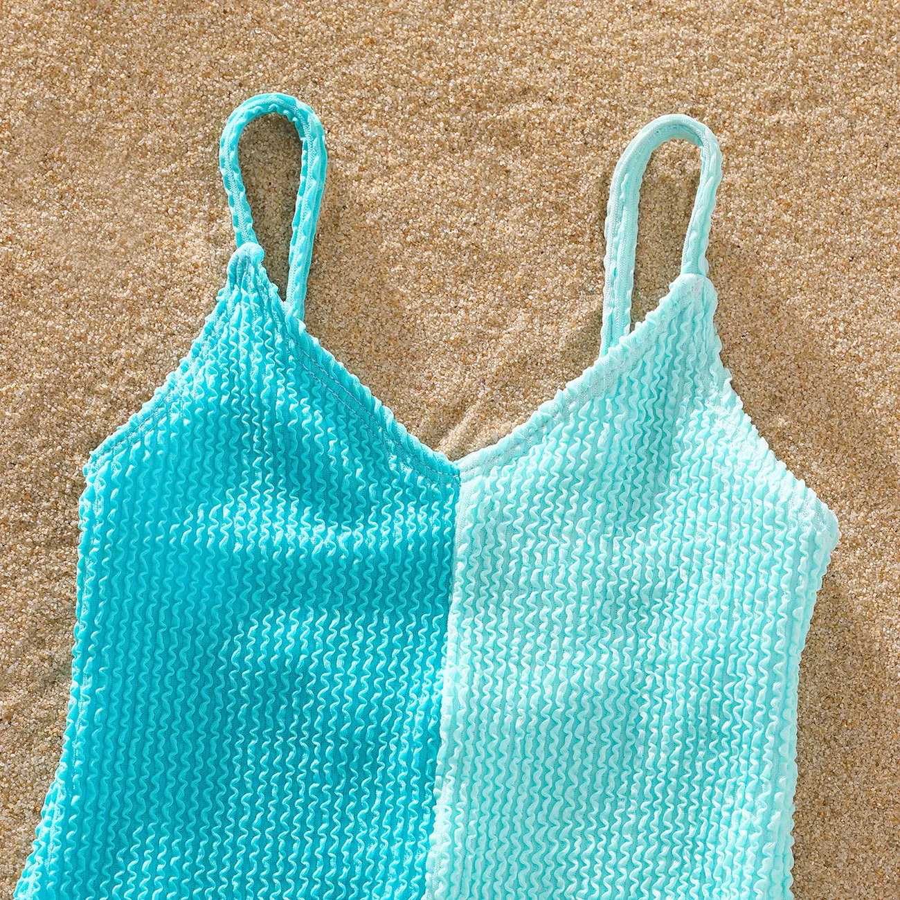 ملابس سباحة من قطعة واحدة متطابقة مع ألوان متطابقة وربطة عنق ذاتيًا وسراويل سباحة مطبوعة بأوراق النخيل بالكامل أزرق أخضر big image 1