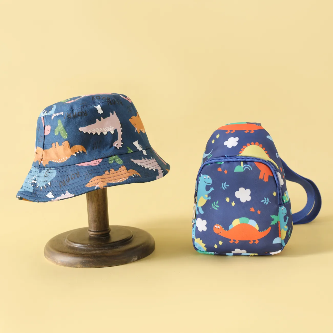 Bolsa de peito com padrão de dinossauro de unicórnio para crianças, bolsa de estilingue para bebê/criança allover, chapéu de balde com estampa de dinossauro Azul big image 1