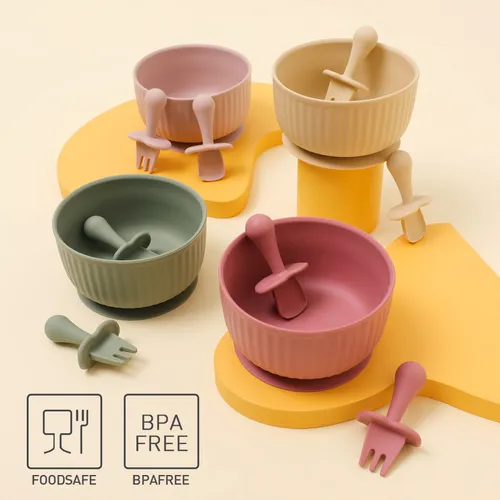 set di alimentazione per piastra di aspirazione in silicone tinta unita per bambini con forchetta per cucchiaio autoalimentato set di utensili per neonato per l'auto-allenamento