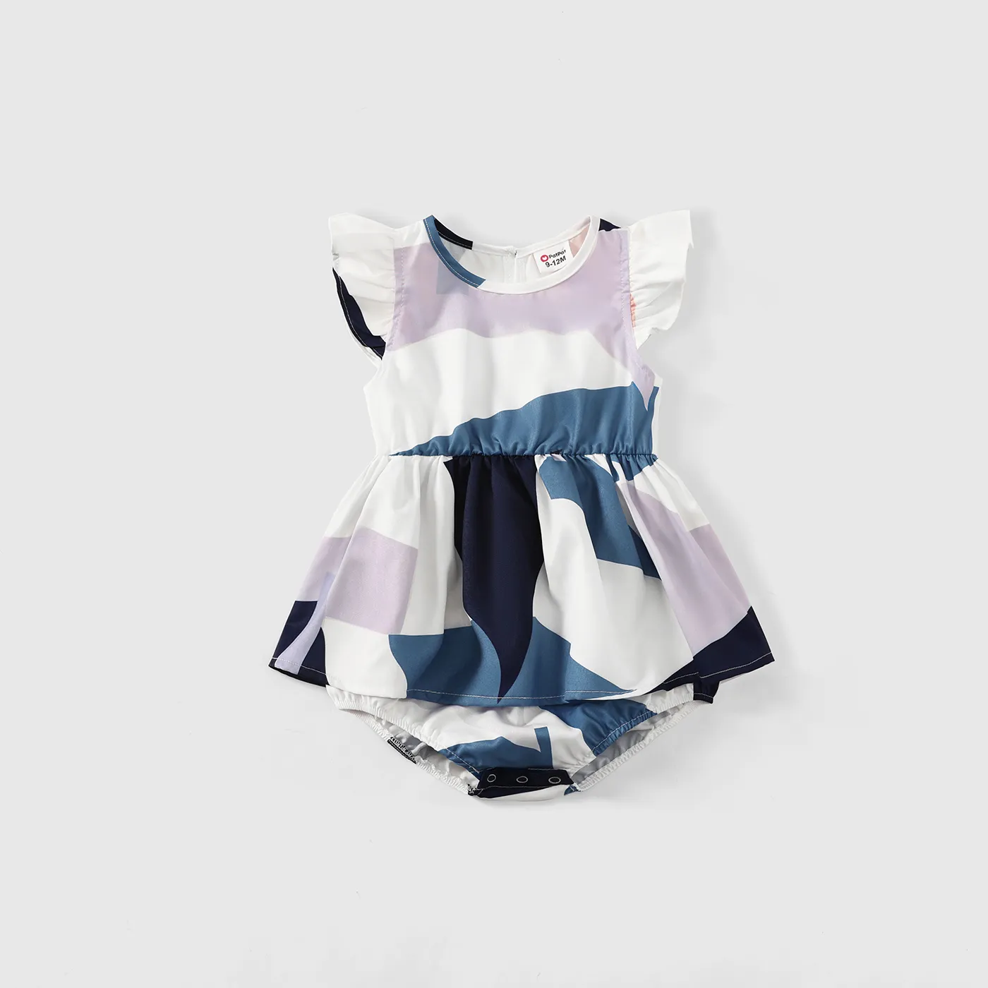 Family Matching Allover Geo Print V Neck Belted Short-sleeve Dresses and Colorblock T-shirts Sets ColorBlock big image 1