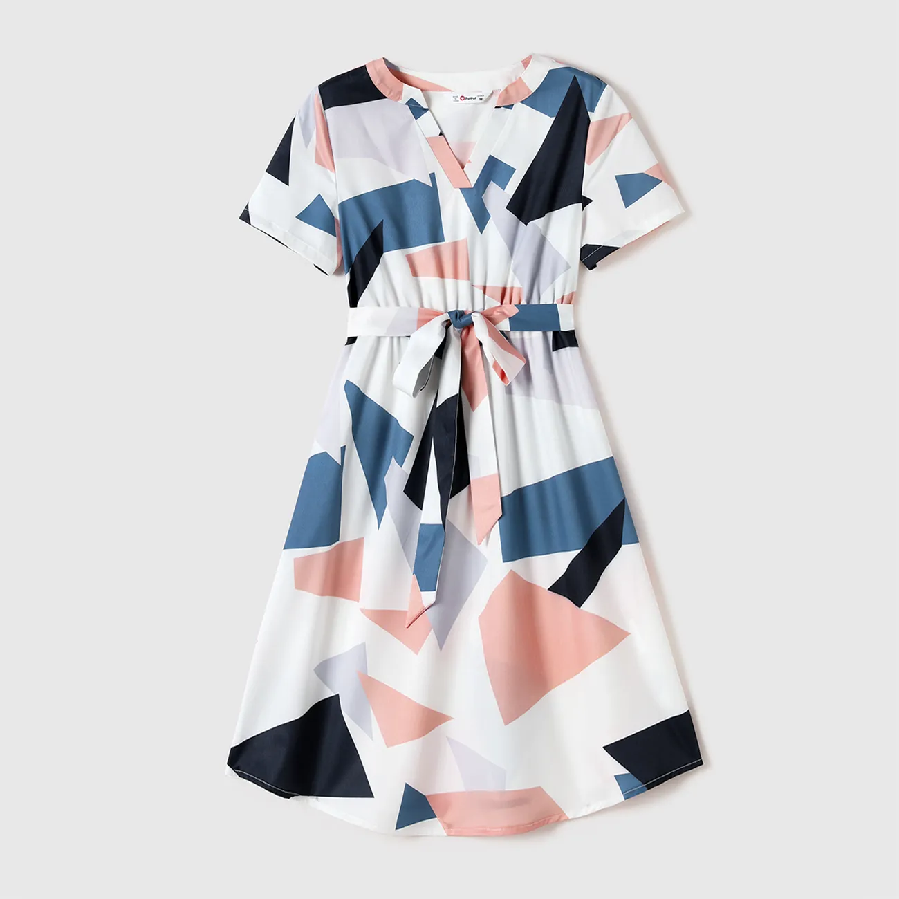 Family Matching Allover Geo Print V Neck Belted Short-sleeve Dresses and Colorblock T-shirts Sets ColorBlock big image 1