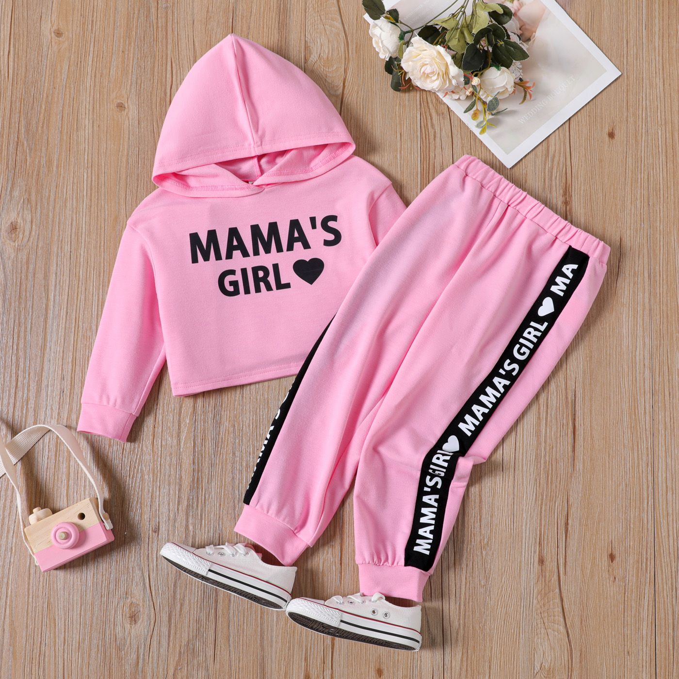 

2pcs Toddler Girl Letter Print Crop Hooded Sweatshirt and Pants Set