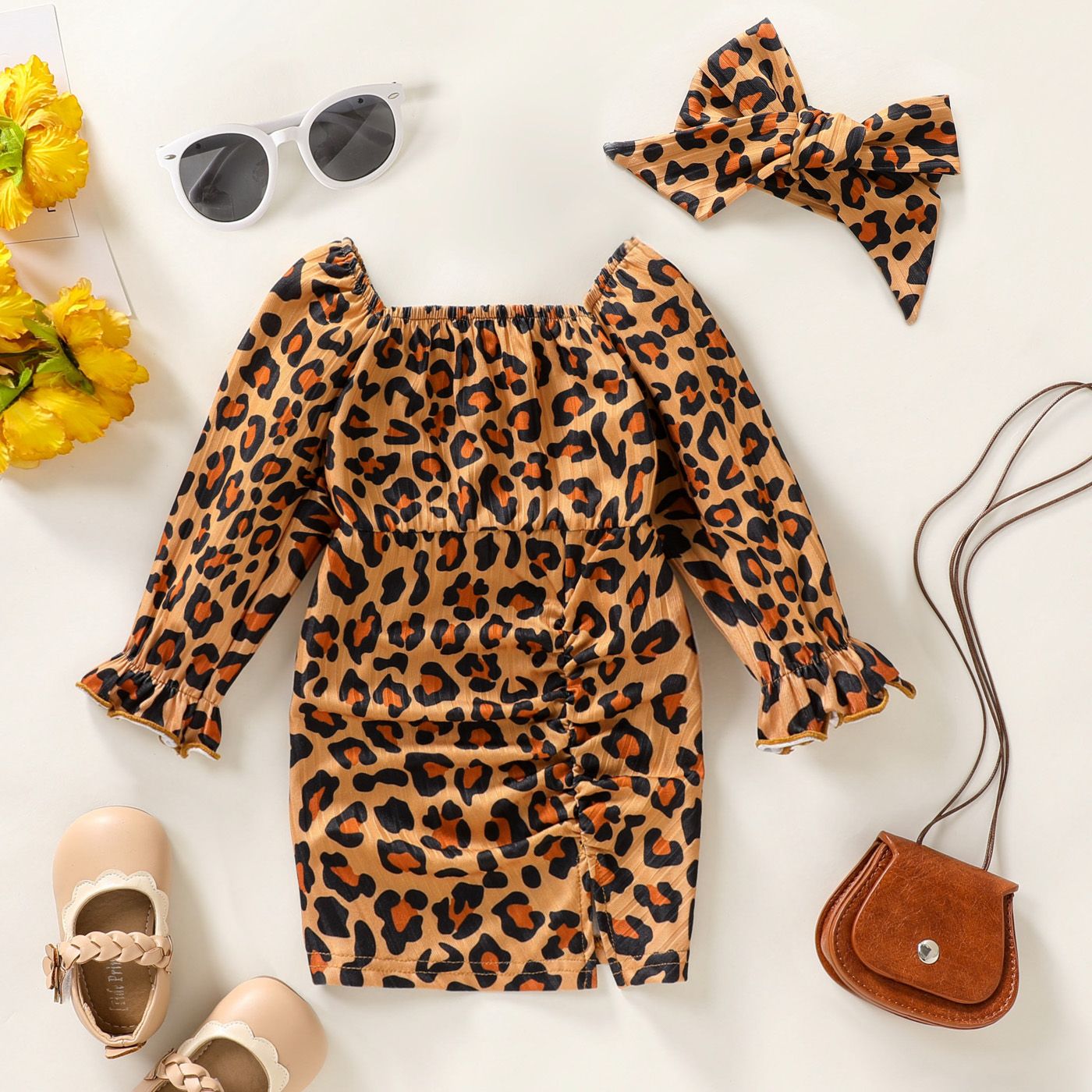 

2pcs Baby Girl Leopard Print Off Shoulder Long-sleeve Ruched Split Dress with Headband Set