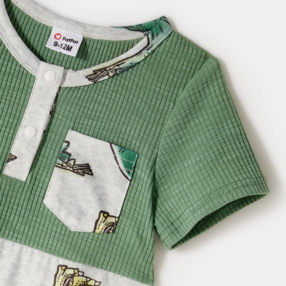 Family Matching Green Rib Knit Spliced Allover Dinosaur Print Dresses and Short-sleeve T-shirts Sets  big image 3