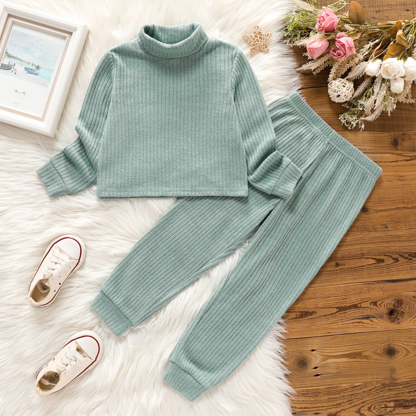 2pcs Toddler Girl Solid Color Ribbed Turtleneck Long-sleeve Tee and Elasticized Pants Set