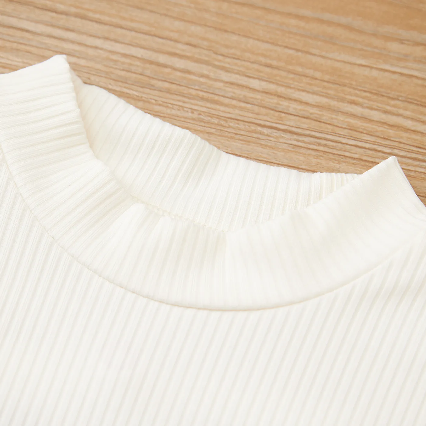 Kid Girl Textured Long Puff-sleeve Mock Neck Solid Color Tee OffWhite image 5