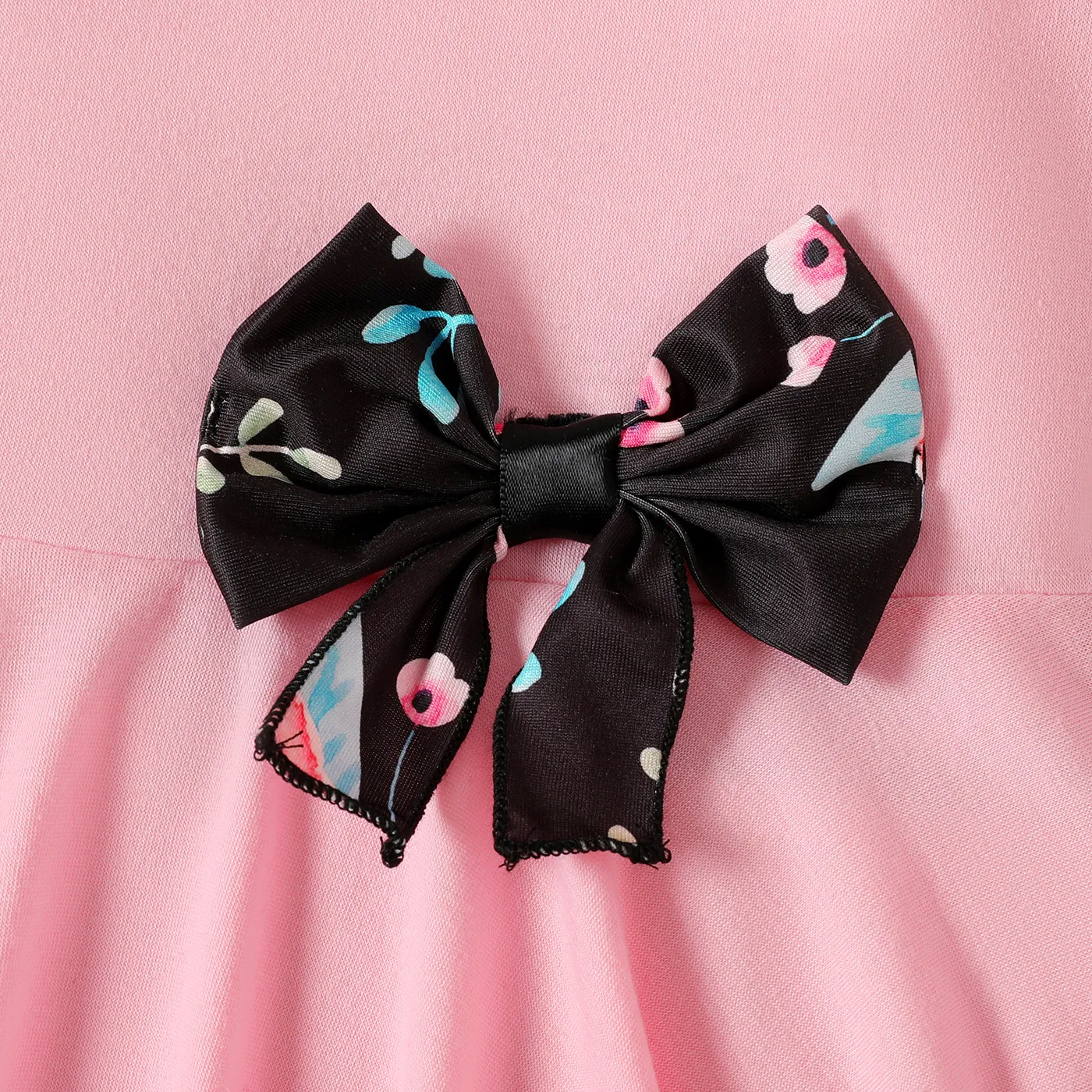 2pcs Kid Girl Bowknot Design Long-sleeve Tee and Floral Print Leggings Set  image 3