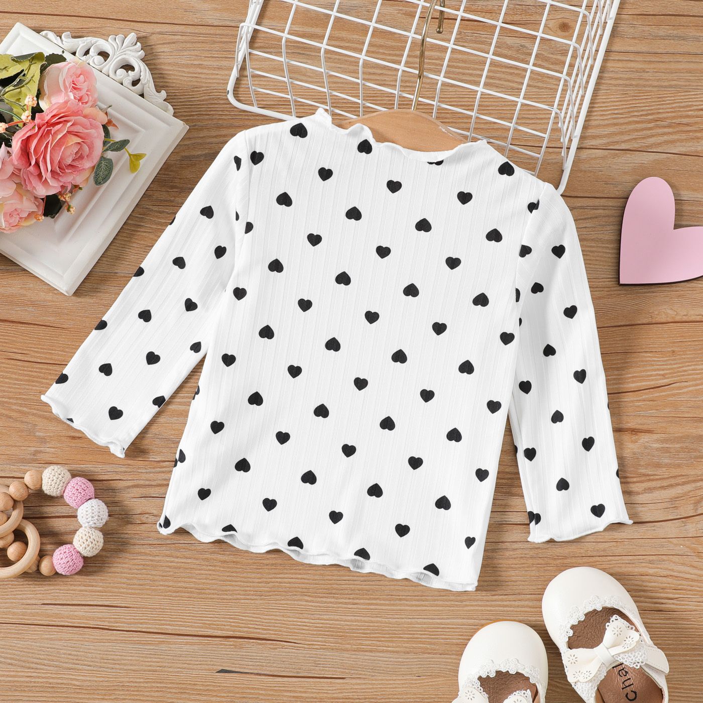 

Baby Girl Allover Love Heart Print Rib Knit Long-sleeve Top