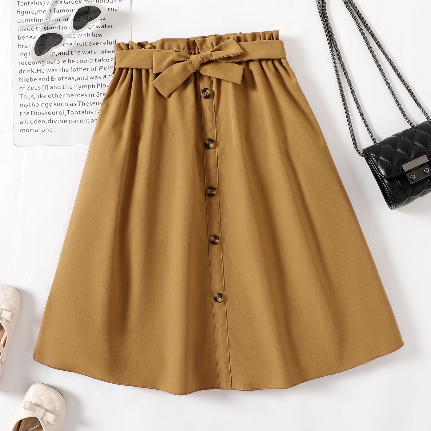 

Kid Girl Button Design Solid Color Belted Elasticized Skirt