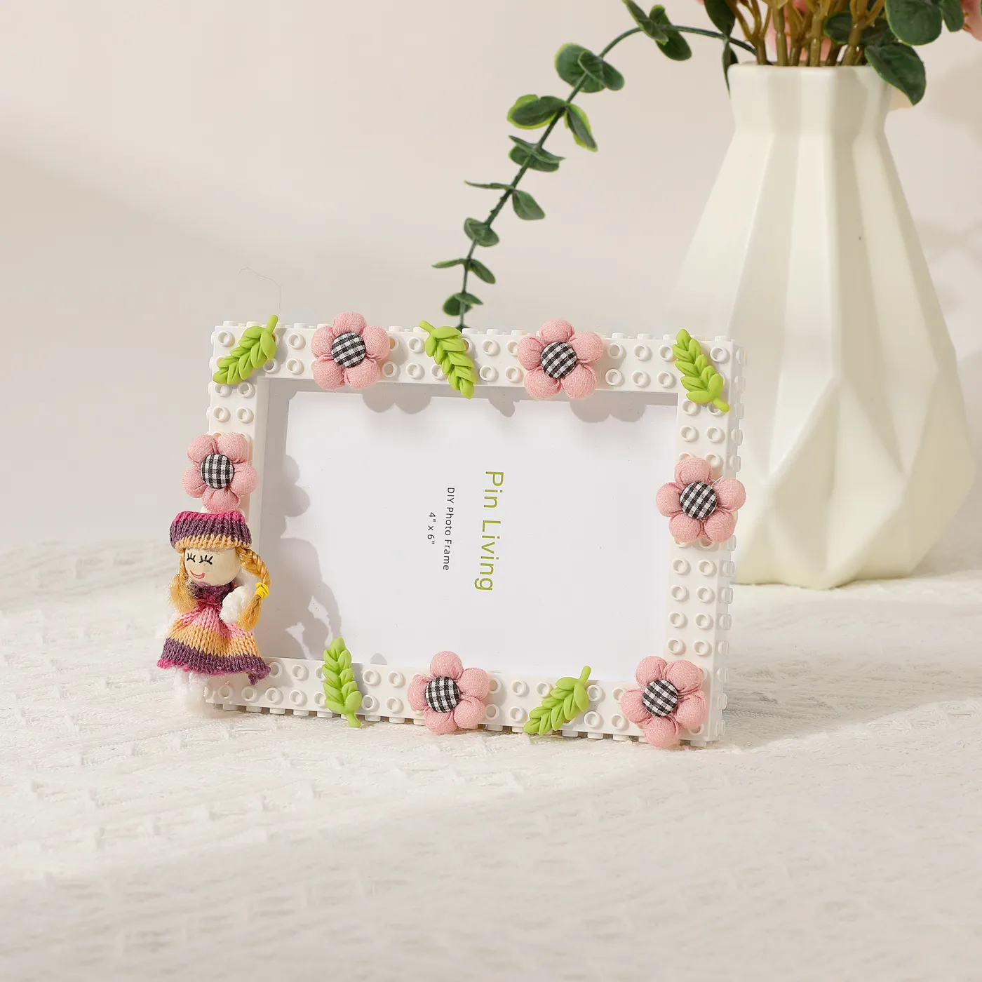 DIY Building Block Photo Frame Magical Picture Frame Toy Building Set for Babies Toddlers Kids (Random hairball color) Color-A