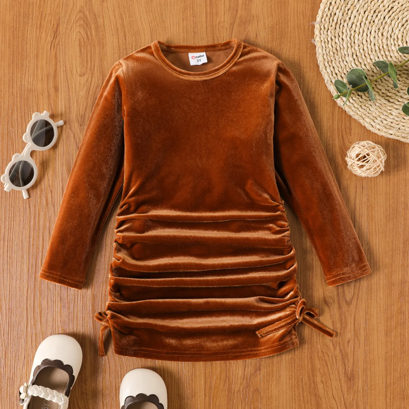 Toddler Girl Solid Color Velvet Ruched Bowknot Design Long-sleeve Dress Brown big image 1