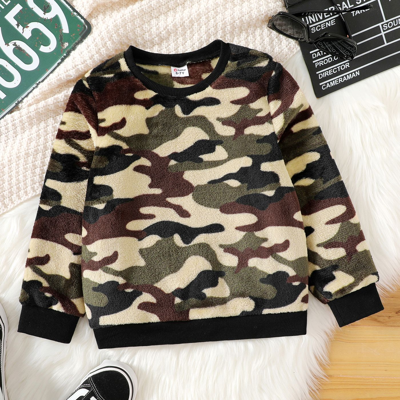 

Kid Boy Camouflage Print Fleece Pullover Sweatshirt