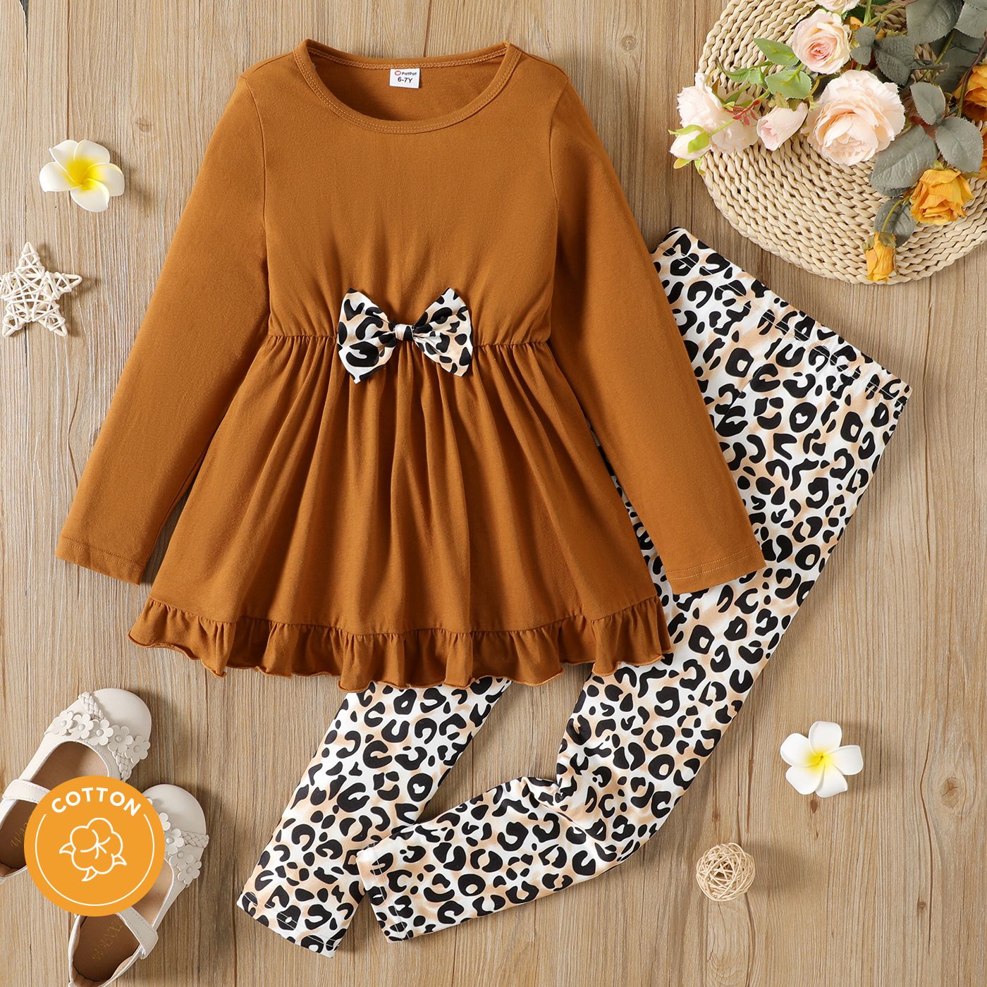

2pcs Kid Girl Bowknot Design Ruffled Long-sleeve Tee (100% Cotton) and Leopard Print Leggings Set