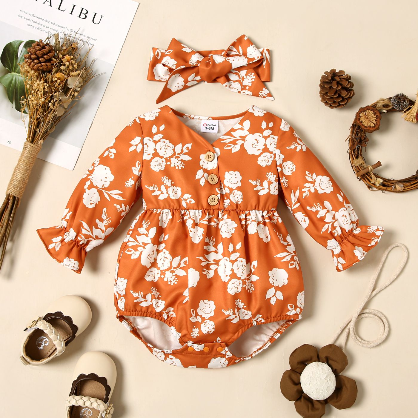 

2pcs Baby Girl Allover Floral Print Button Front Long-sleeve Romper with Headband Set