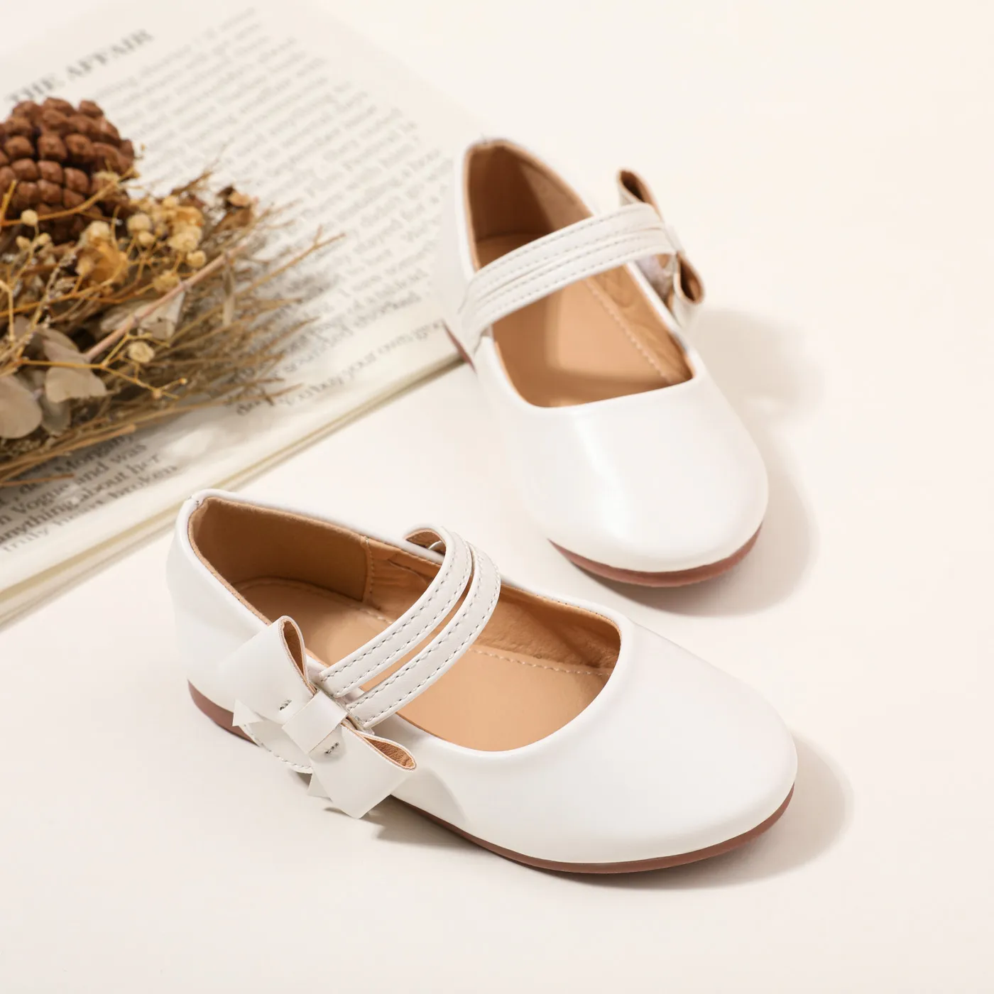 Toddler / Kid Bow Velcro White Mary Jane Shoes White image 2