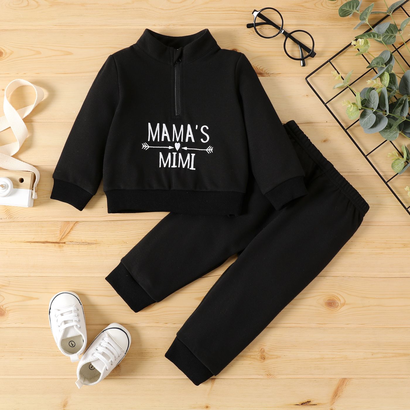 

2pcs Baby Girl Letter Embroidered Black Long-sleeve Zipper Sweatshirt and Sweatpants Set