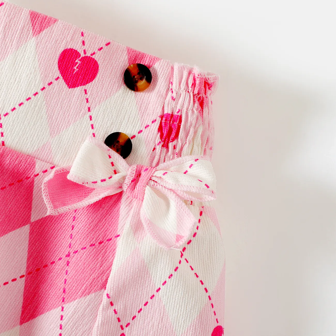 L.O.L. SURPRISE! 2pcs Kid Girl Letter Print Sweatshirt and Plaid/Pink Bow Design Smocked Skirt Set White big image 1