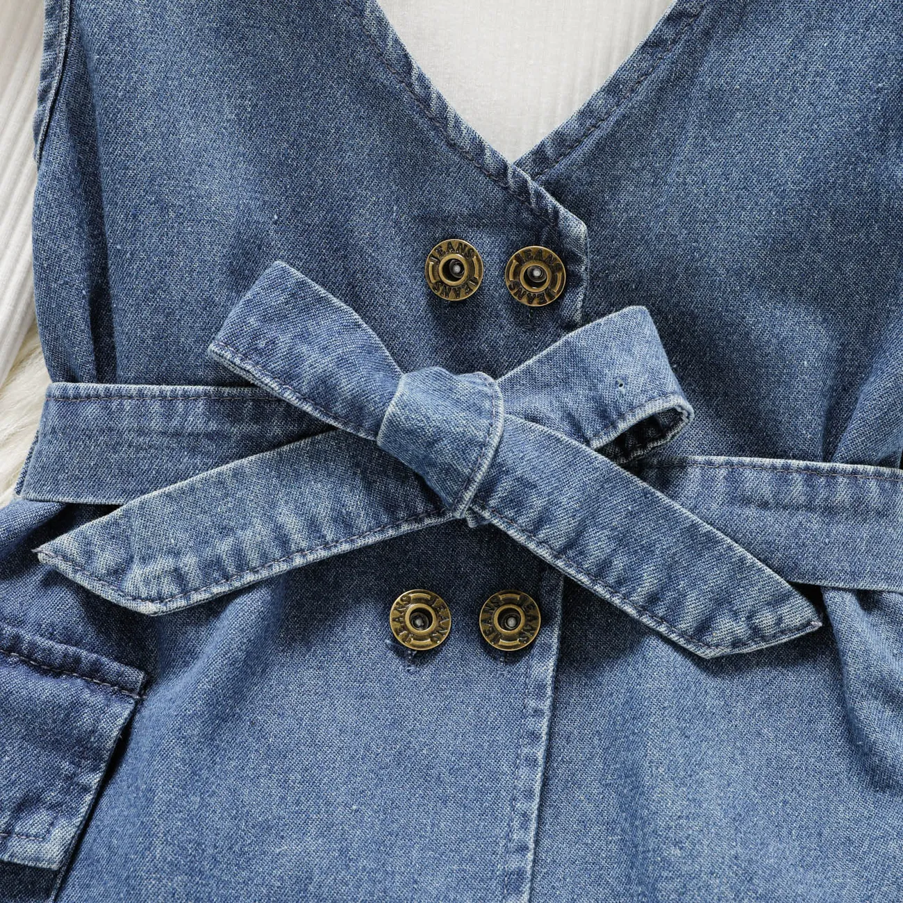 2pcs Toddler Girl Long-sleeve Ribbed White Tee and Button Design Belted Denim Dress Set Blue big image 1