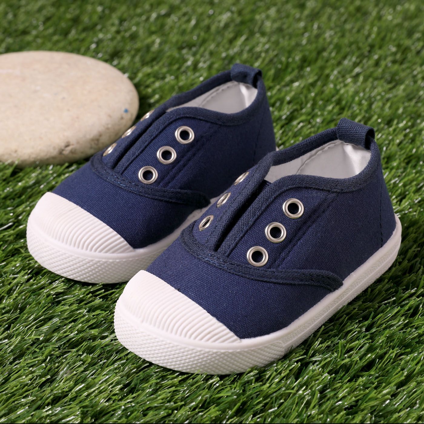 Toddler / Kid Solid Breathable Slip-on Canvas Shoes