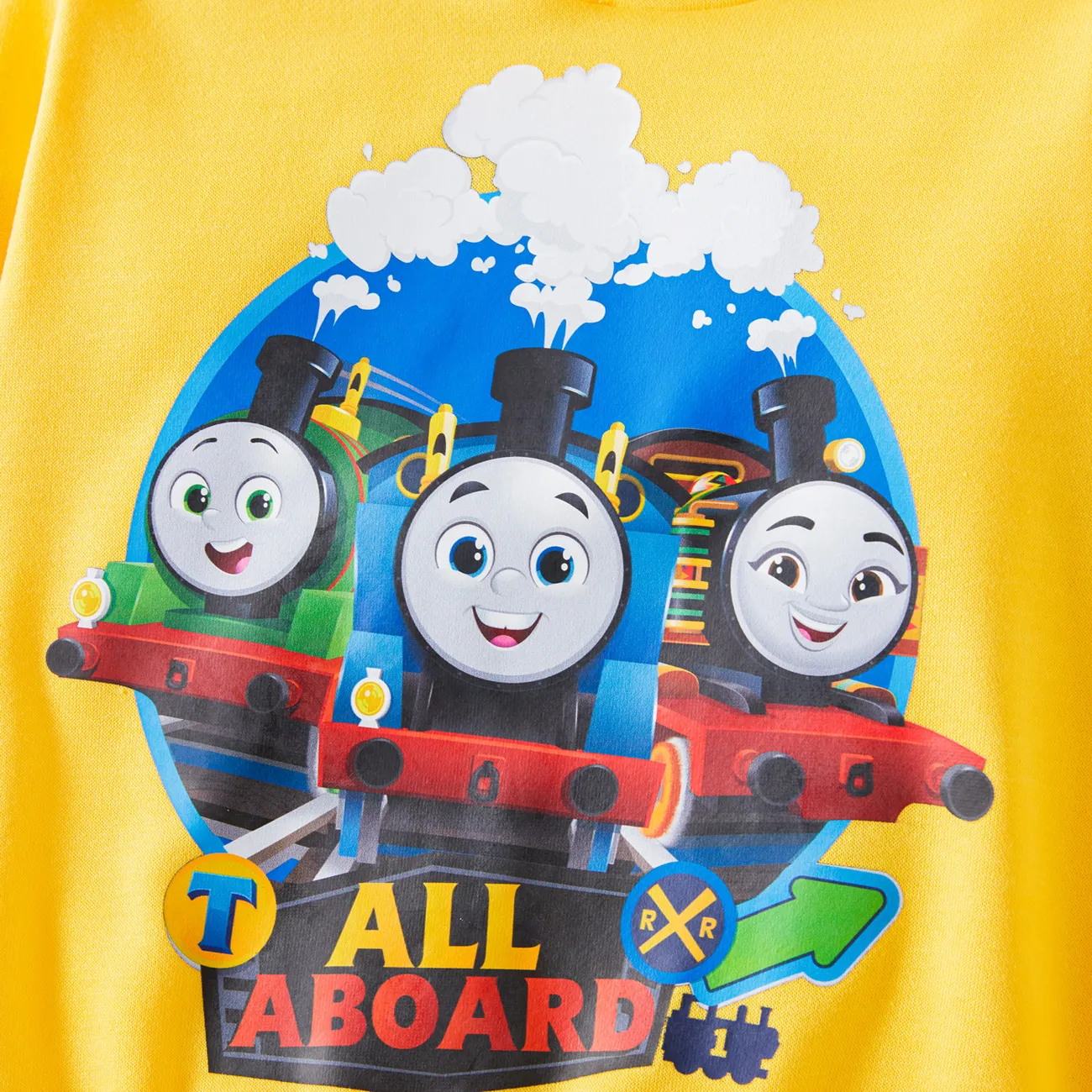 توماس والأصدقاء سترة بغطاء للرأس بطبعة سيارات للأولاد الصغار الأصفر big image 1