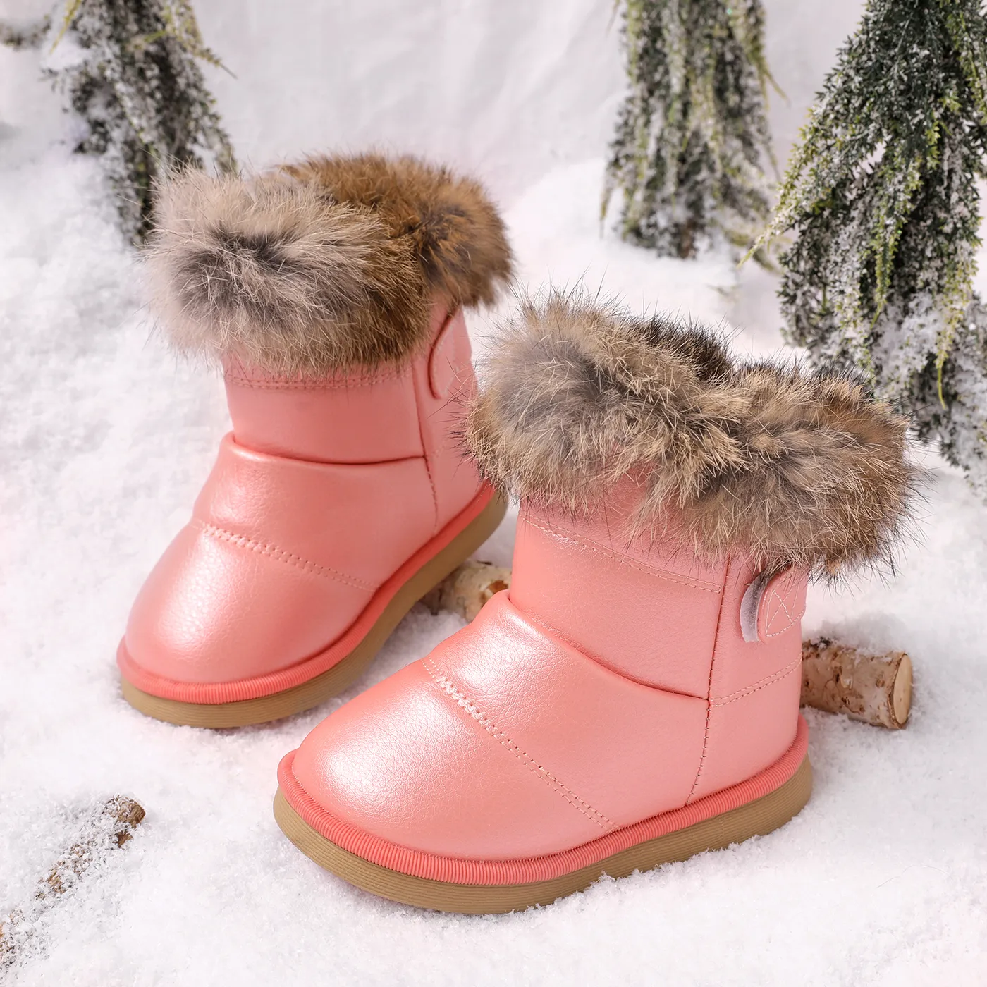 Kids hot sale fluffy boots