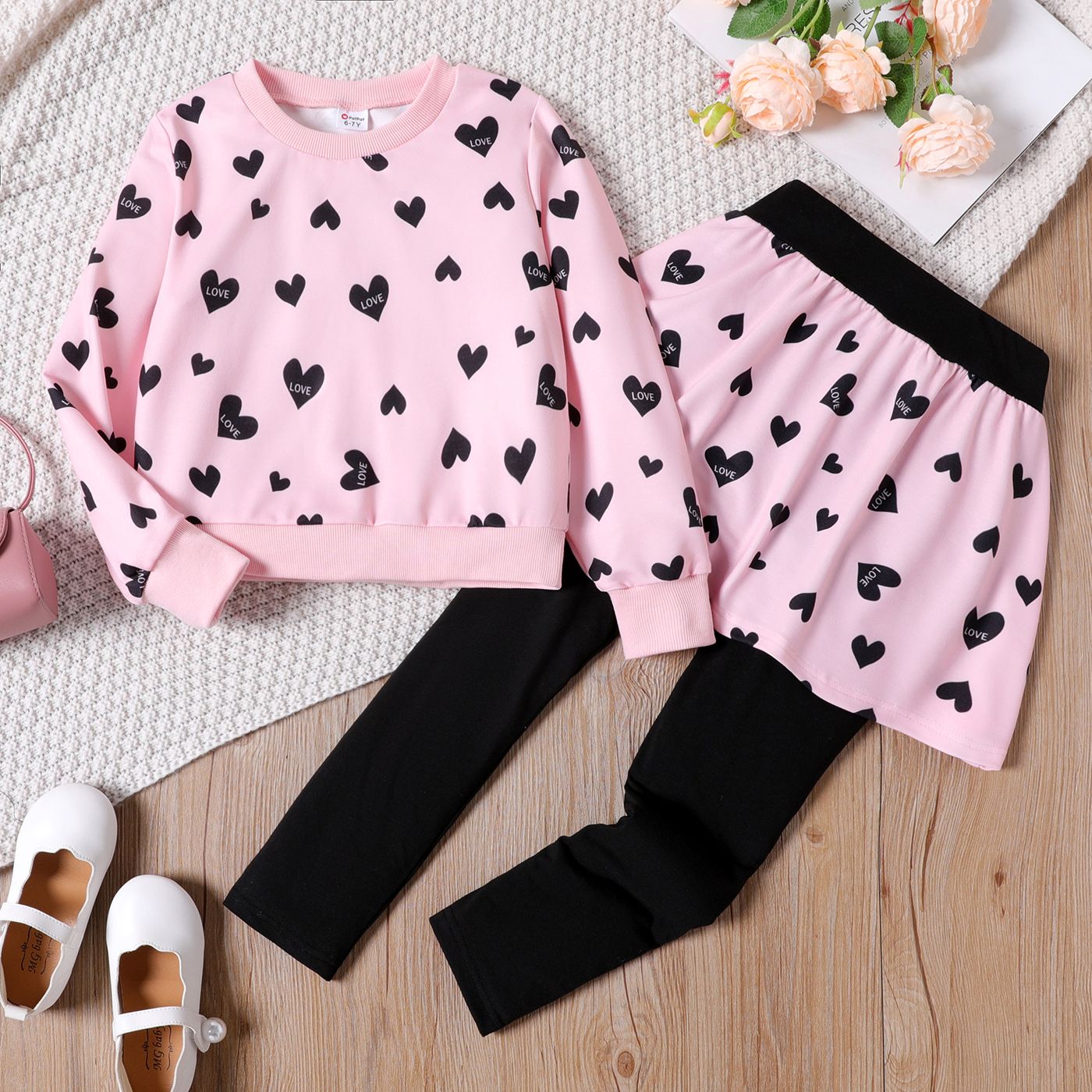 2pcs Kid Girl Heart Print Pink Sweatshirt and Skirt Leggings Set